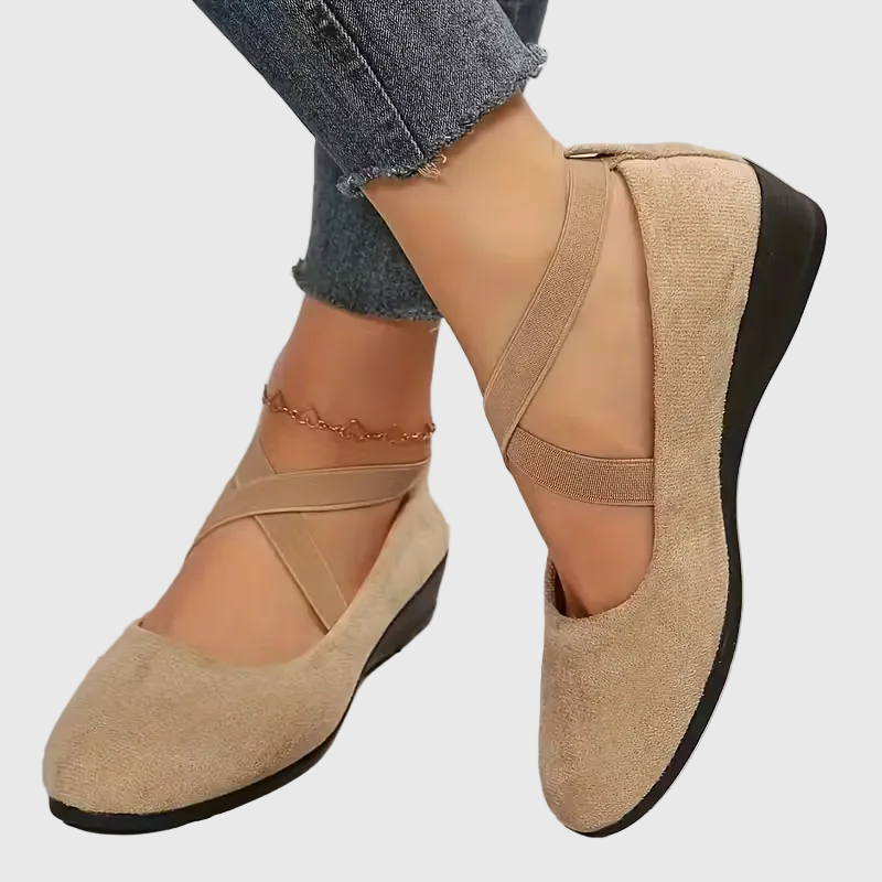 Monique - Kényelmes Zárt Sarok Slip-On Cipők