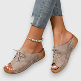 Saszkia – Vintage stílusú szandál