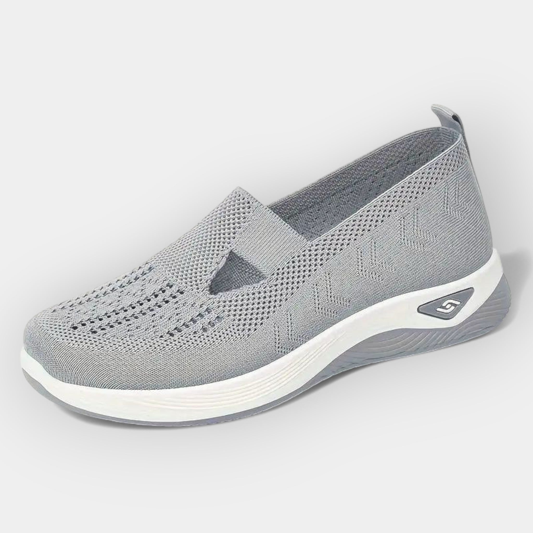 Anatómiai cipők légáteresztő dizájnnal