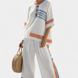 Fehér etnikai Daisy szett kék és narancssárga részletekkel – egyedi és élénk stílus